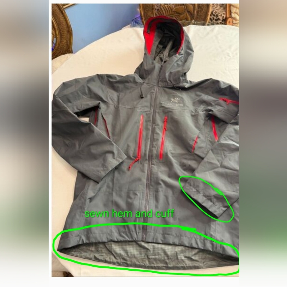 Fake VS Real Alpha SV - Picture 2 of 10